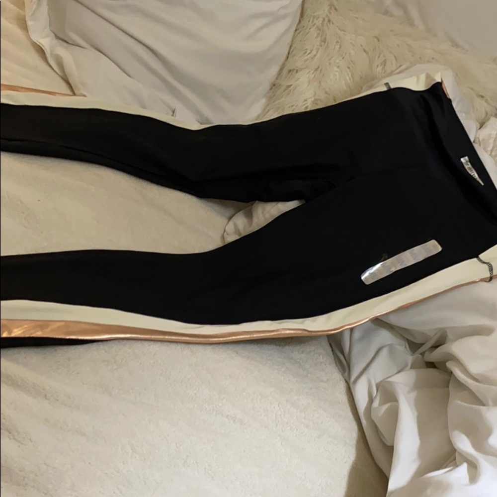 super cute leggings
